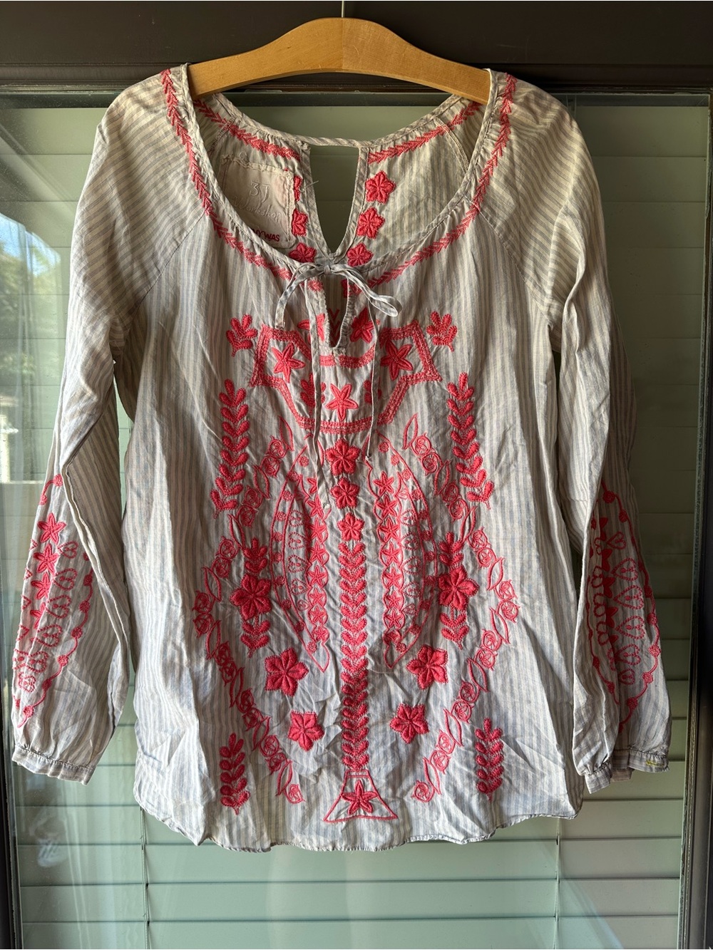 Johnny Was 3J Workshop Embroidered Floral Peasant Top - Pink on White